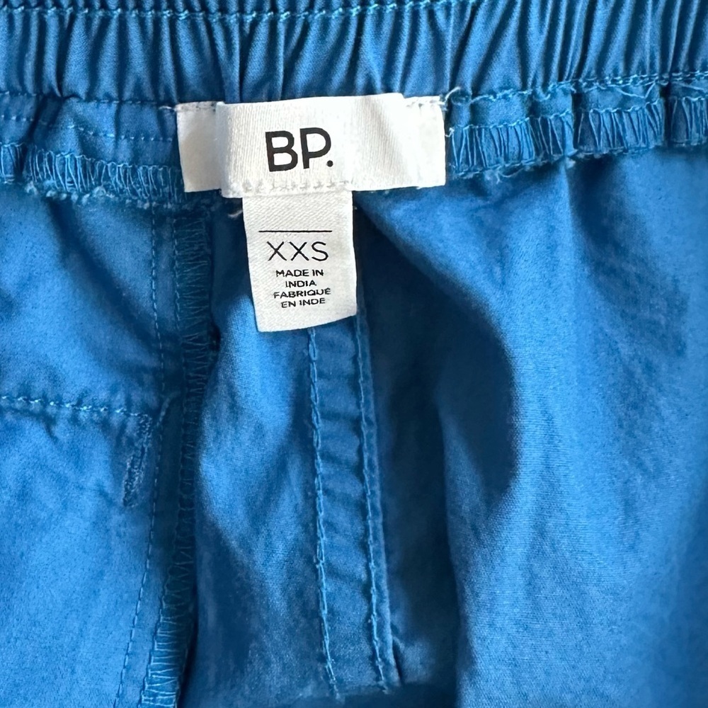 BP Vibrant Blue Women's Cargo Shorts - Picture 12 of 13